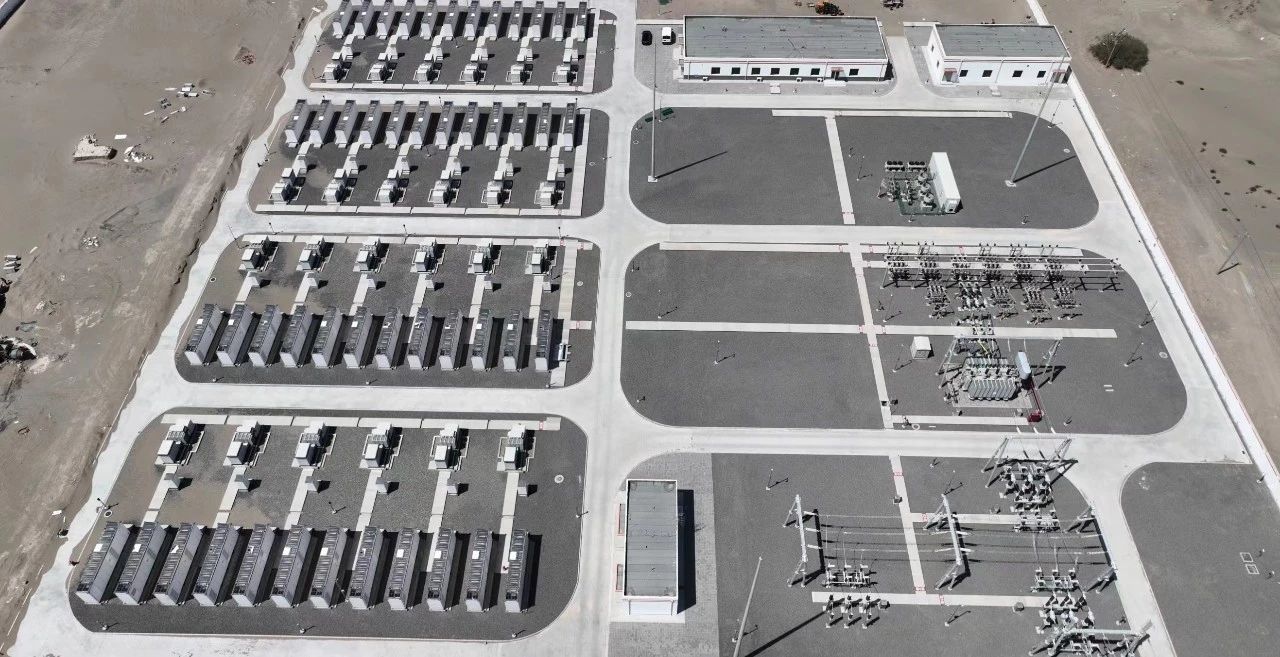 ggbet科技首个独立共享储能电站与国家第一批沙戈荒大基地光伏项目同步并网